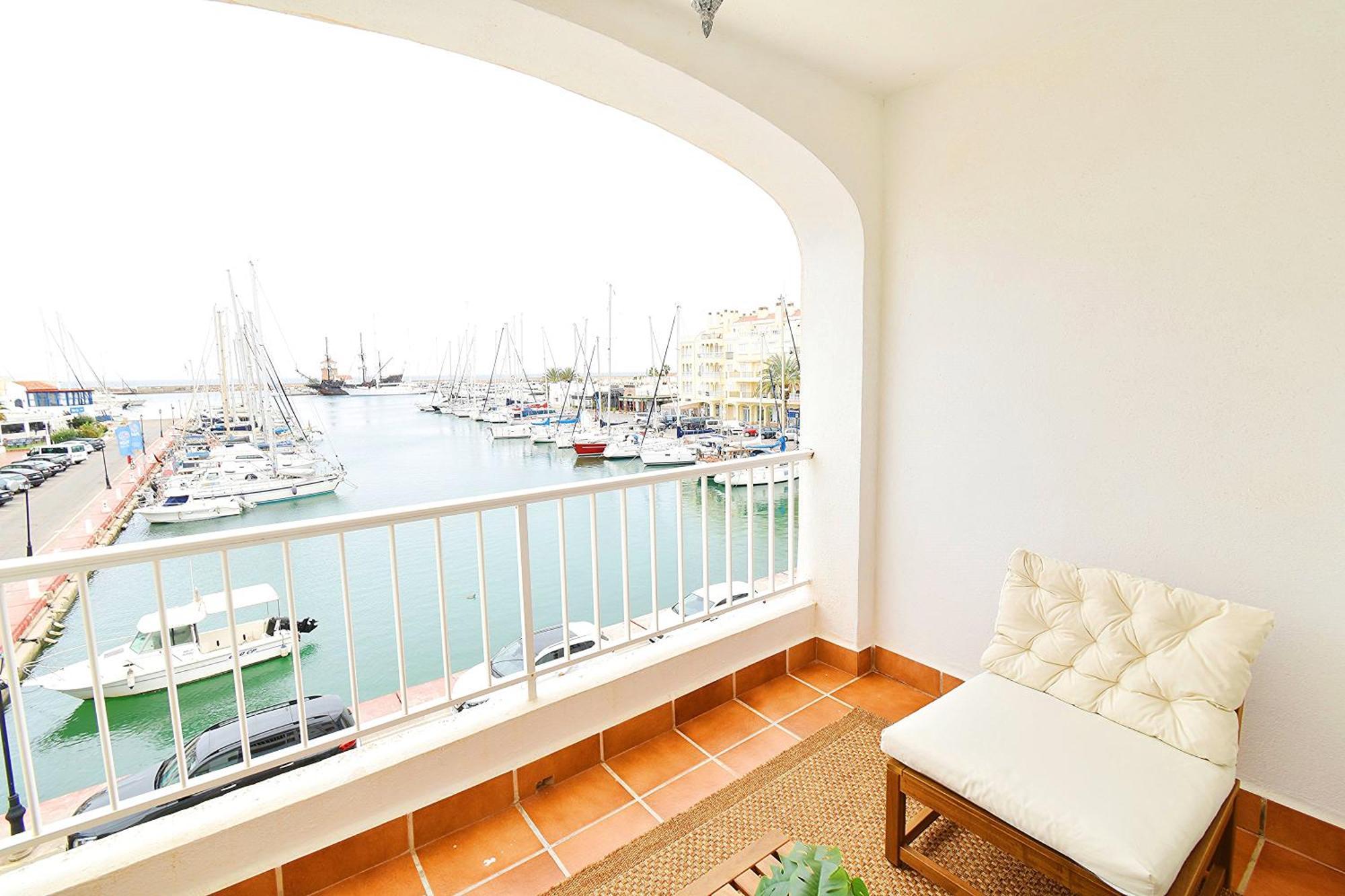 Expoholidays - Puerto Deportivo La Goleta Almerimar Bagian luar foto